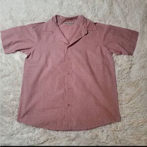 Weekendz off men's pink short sleeve button-up shirt size M
